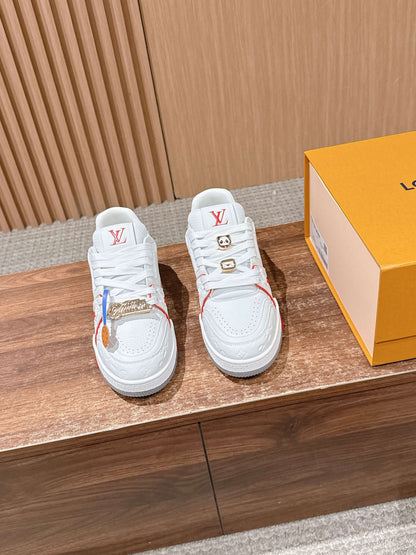 260602 New high-quality new color simple daily wear matching sneakers