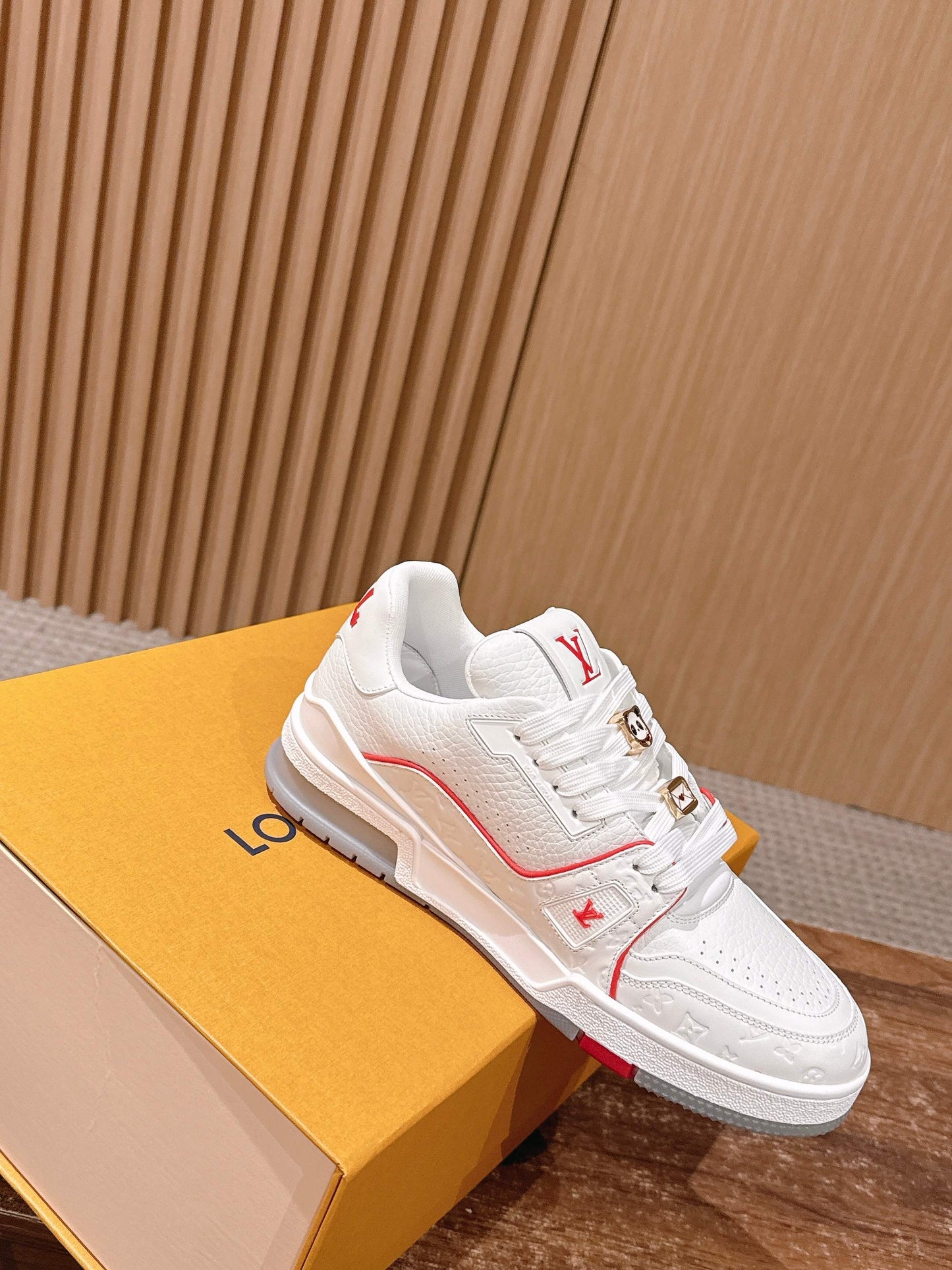260602 New high-quality new color simple daily wear matching sneakers