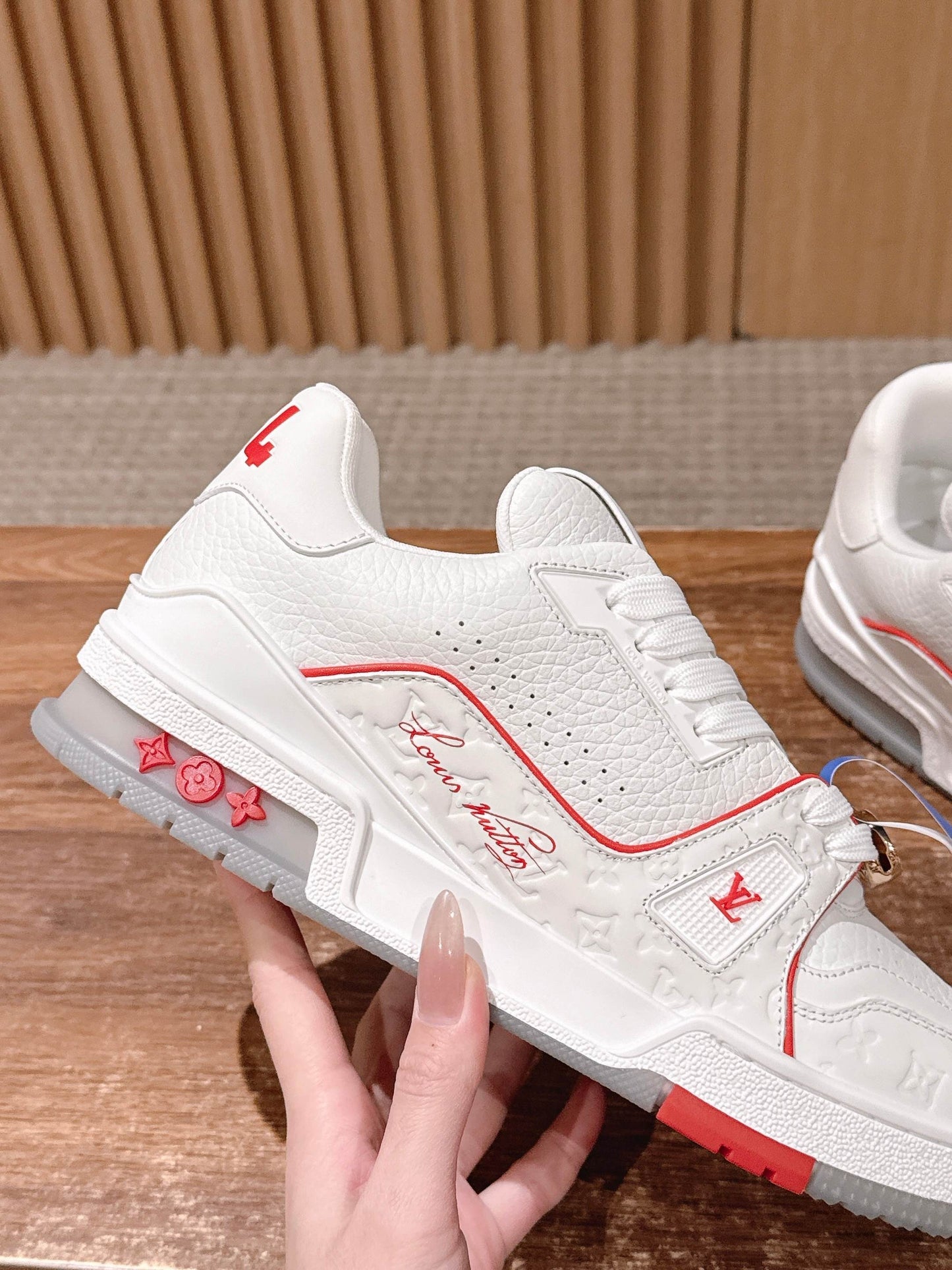 260602 New high-quality new color simple daily wear matching sneakers
