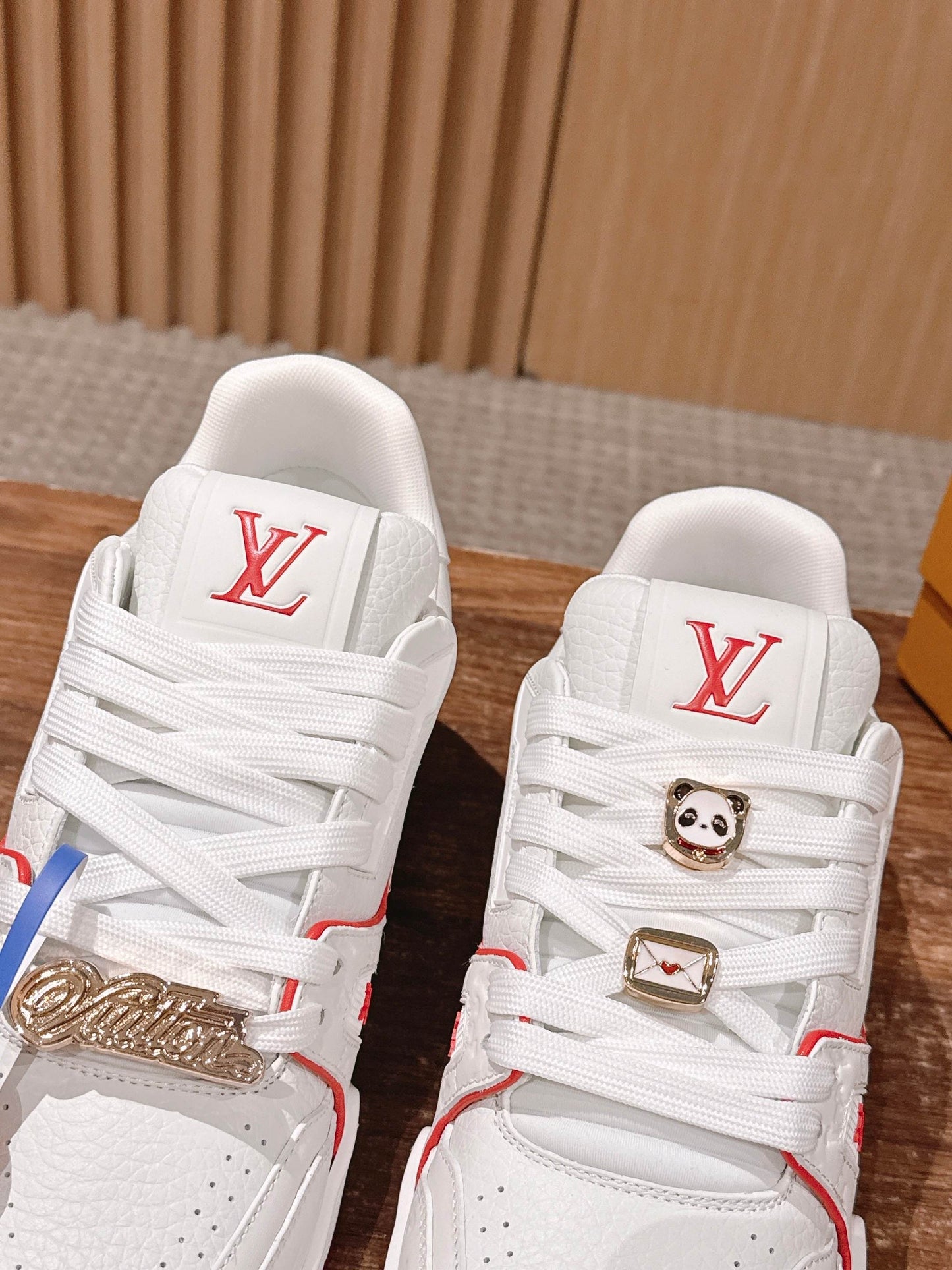 260602 New high-quality new color simple daily wear matching sneakers