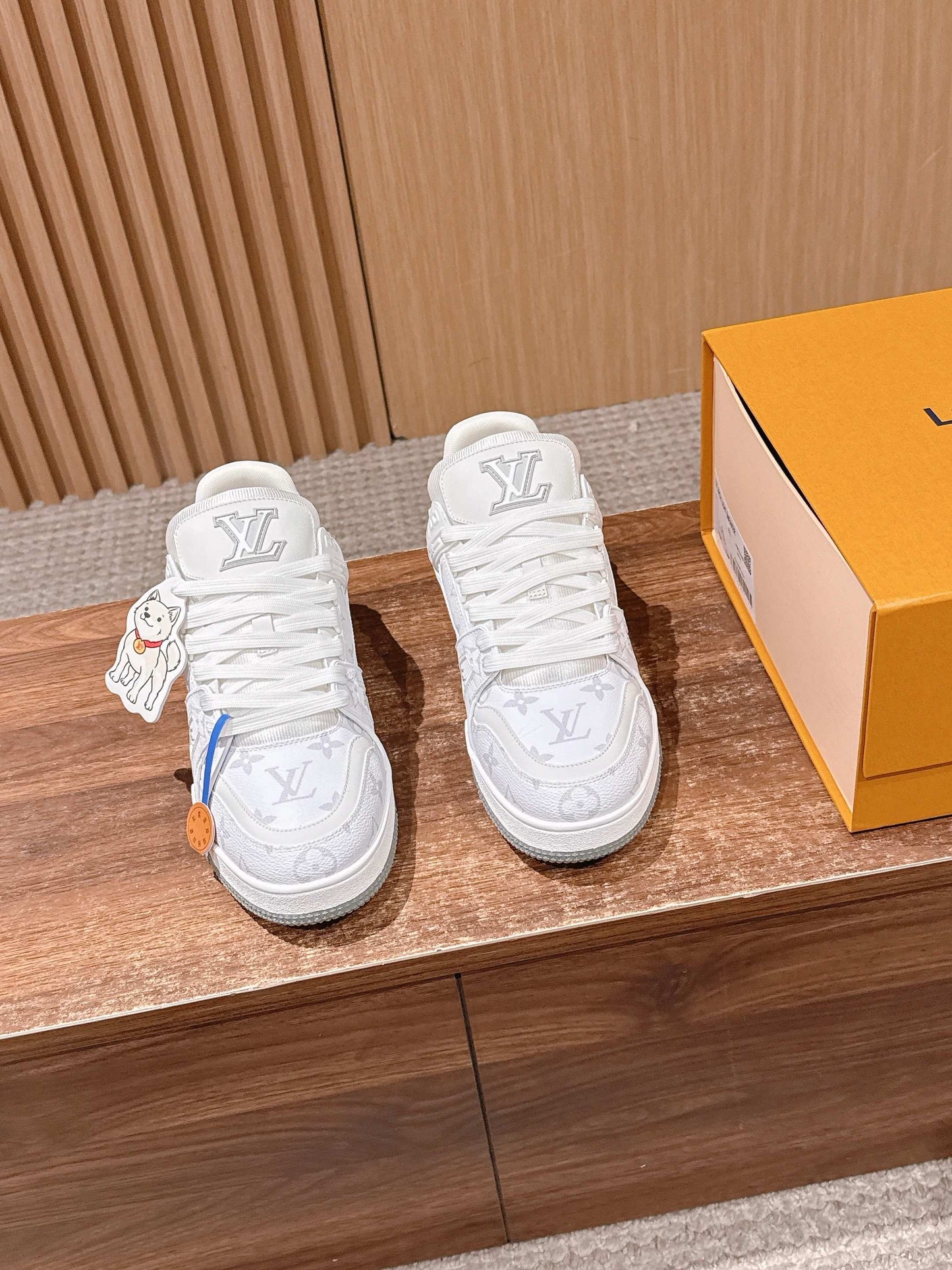 260602 New high-quality new color simple daily wear matching sneakers