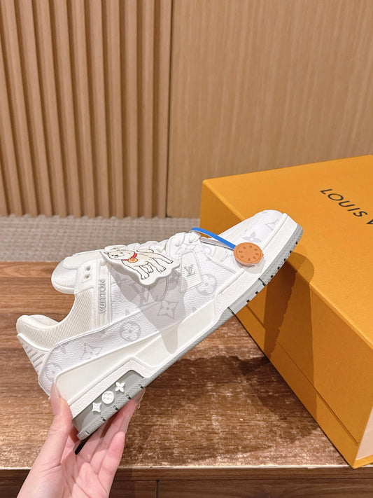 260602 New high-quality new color simple daily wear matching sneakers