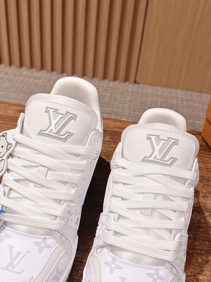 260602 New high-quality new color simple daily wear matching sneakers