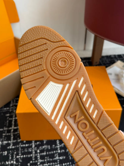 260602 New high-quality and stylish leather-layered sport shoes