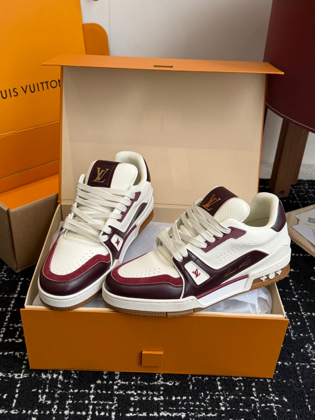 260602 New high-quality and stylish leather-layered sport shoes