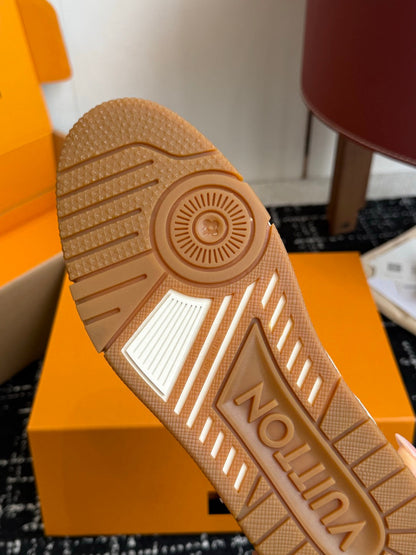 260602 New high-quality and stylish leather-layered sport shoes