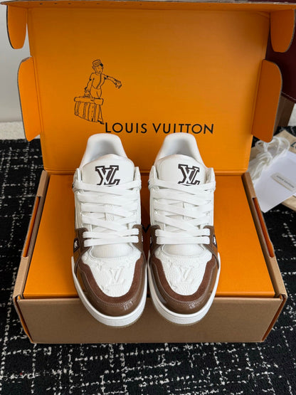 260602 New high-quality and stylish leather-layered sport shoes