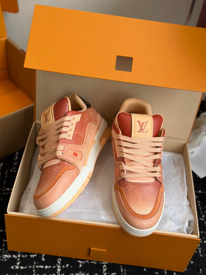 260602 New high-quality, special-processed sports shoes in rainbow color