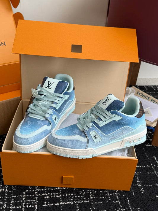 260602 New high-quality, special-processed sports shoes in rainbow color