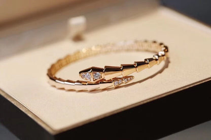 260610 New snake-shaped bracelet