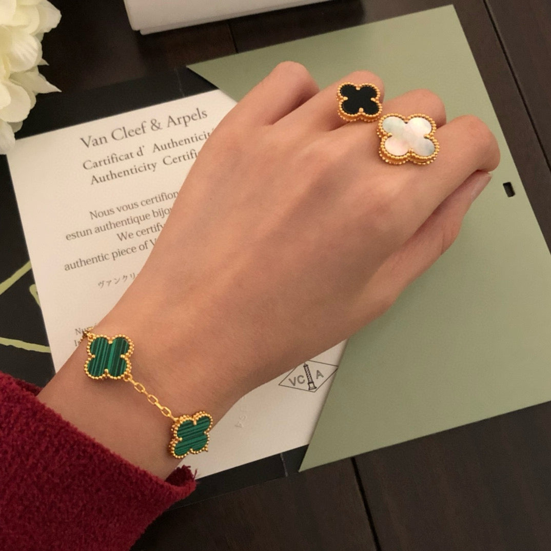 260610 New five-strand bracelet