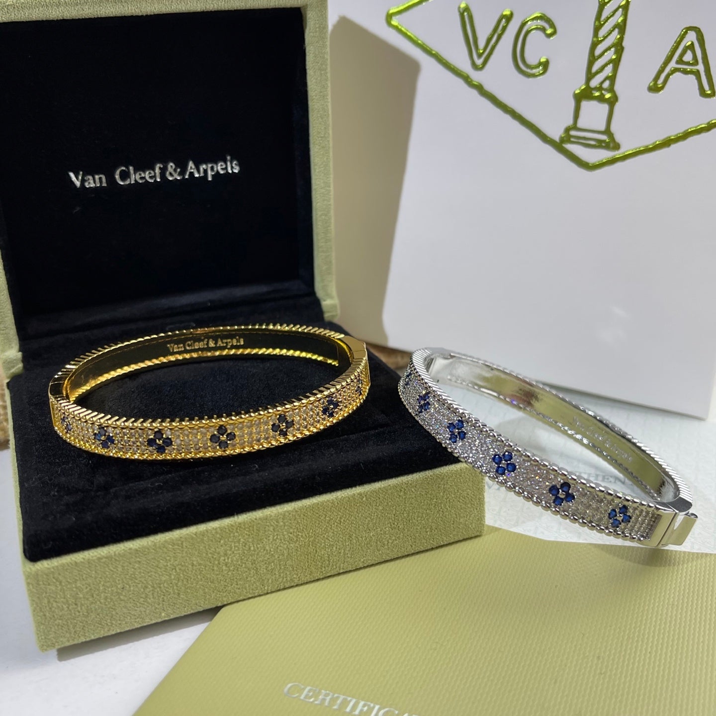 260610 New four-leaf clover diamond-set sapphire bracelet