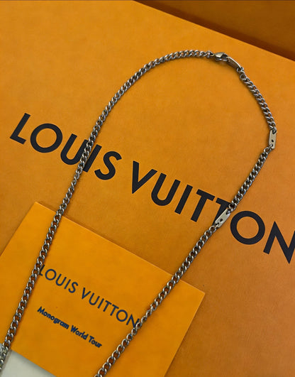260610 New floral pendant necklace