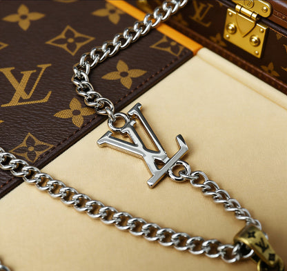 260610 New style pizza pendant