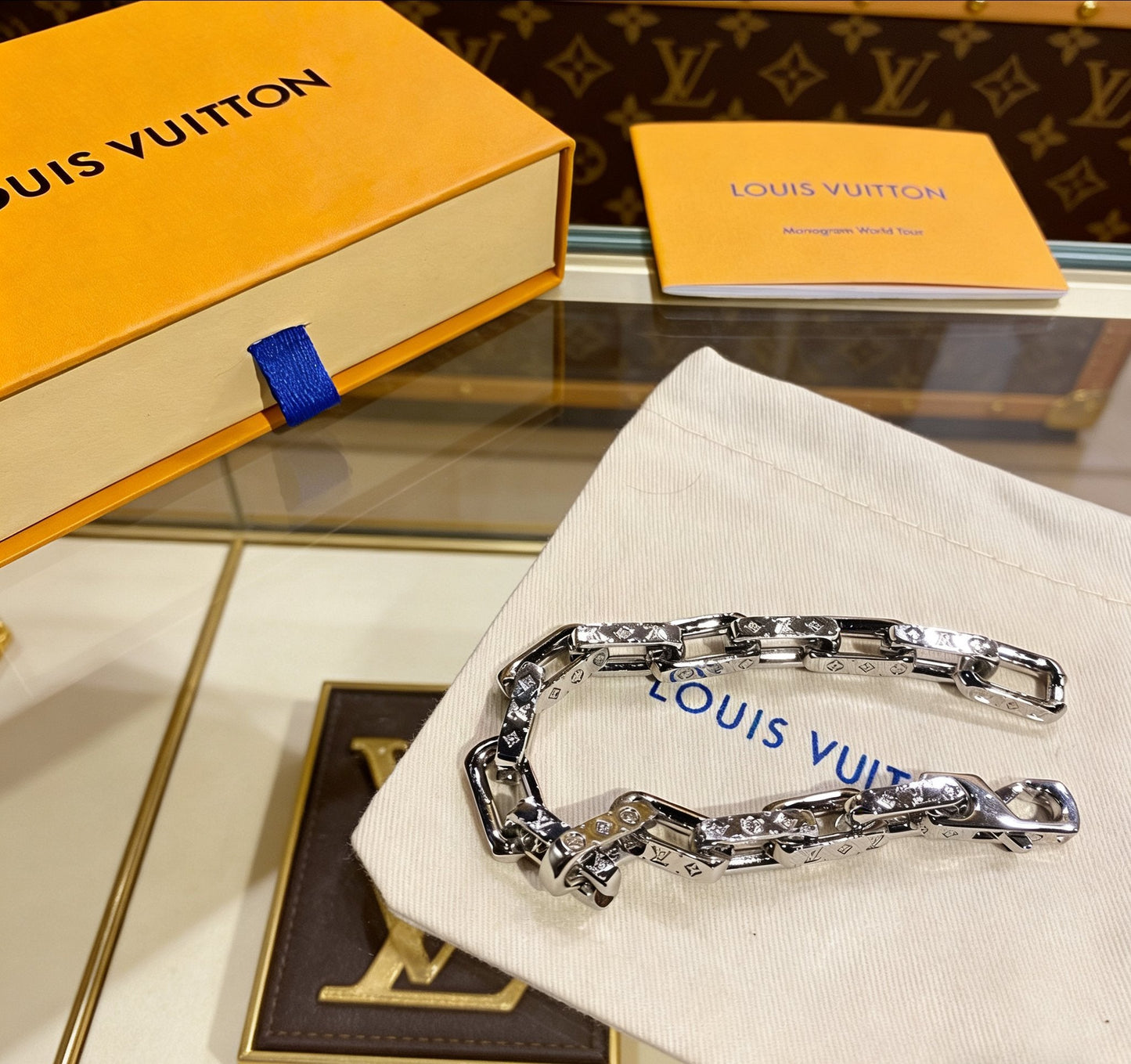 260610 New pure black quenched bamboo-shaped bracelet