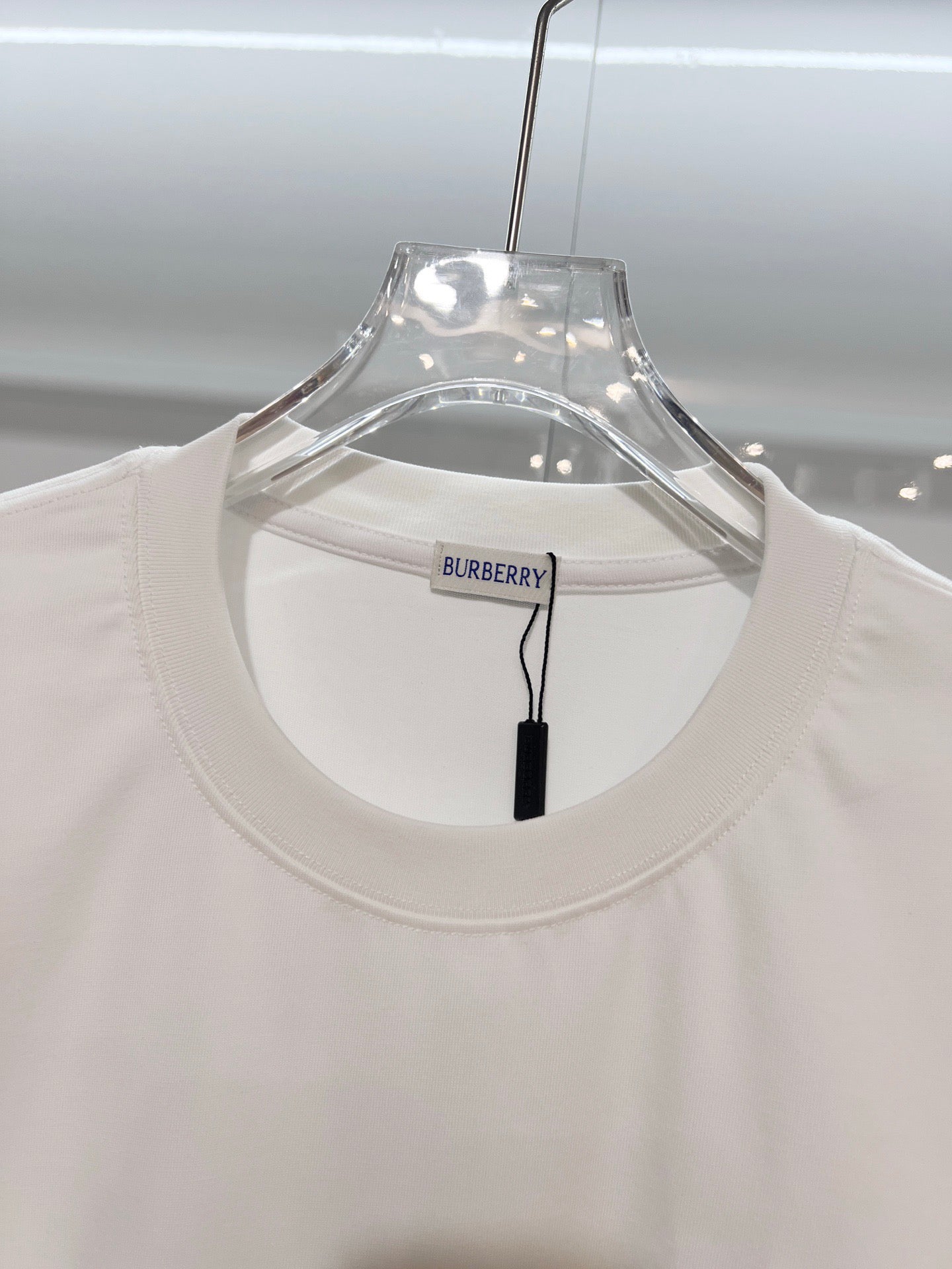 260610 New high-quality feather-printed T-shirt