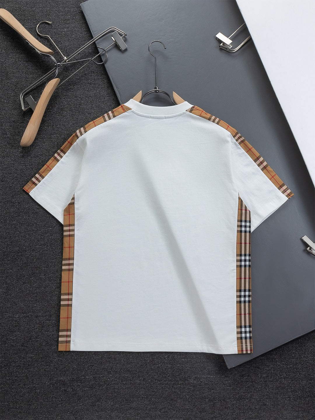 260610 New high-quality T-shirt with chest check pattern and patchwork design