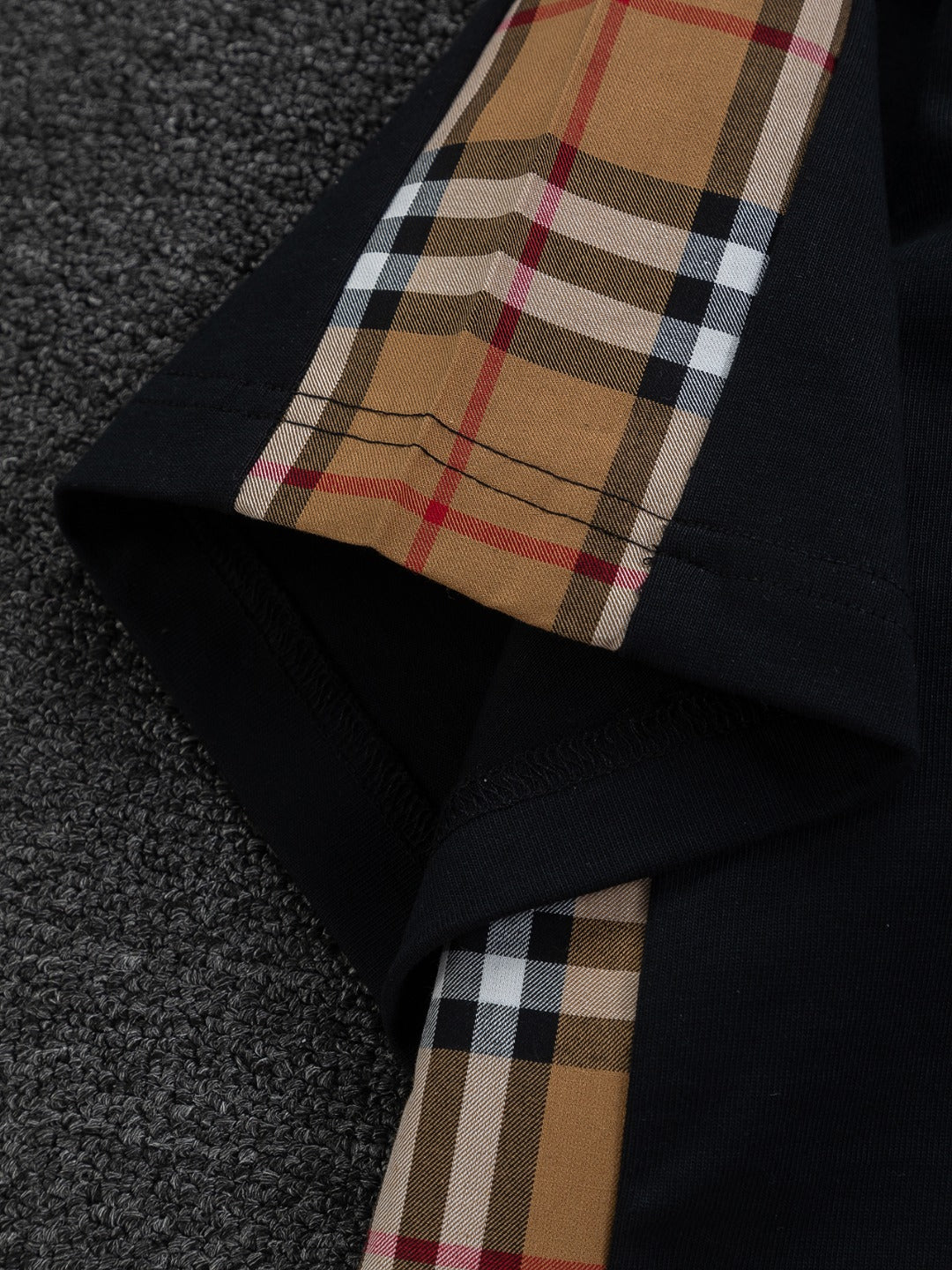 260610 New high-quality T-shirt with chest check pattern and patchwork design