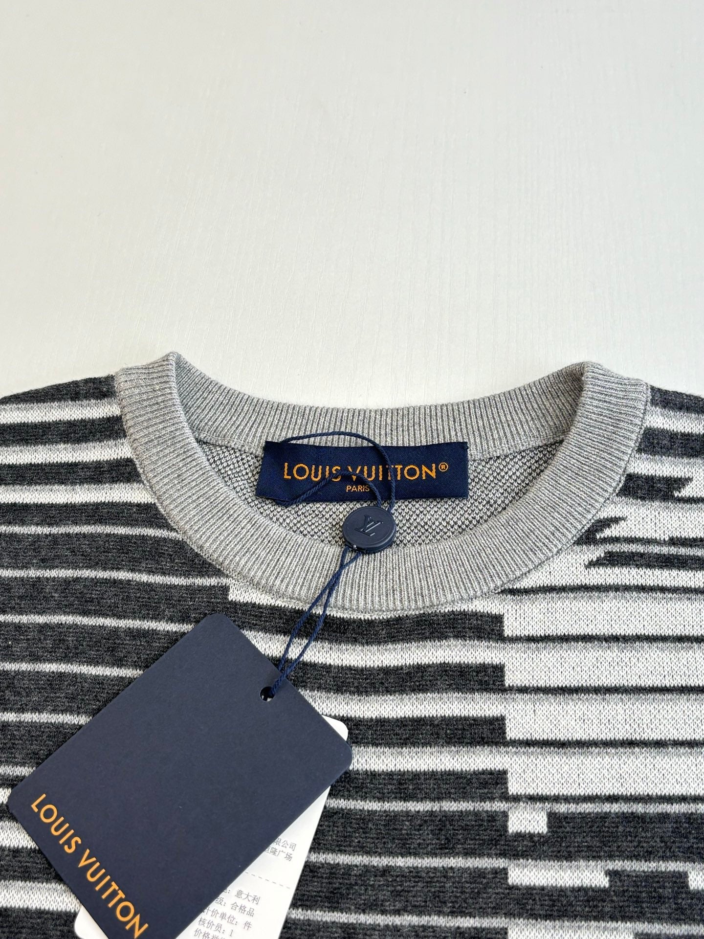 260610 New top-quality illusion fade-striped knitted short-sleeved T-shirt