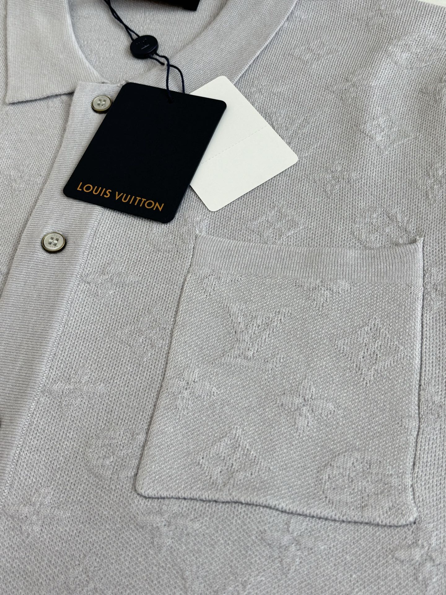 260610 New top-quality light gray full-pattern Monogram jacquard raised-knit short-sleeved cardigan