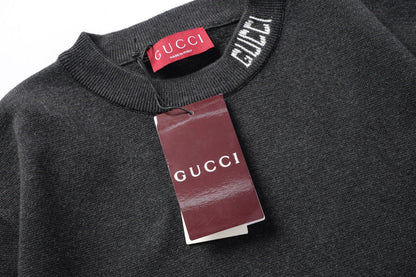 260616 High-quality new jacquard letter logo collar knitted T-shirt  以上翻译结果来自有道AI翻译标准模型· 通用场景