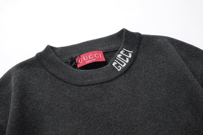 260616 High-quality new jacquard letter logo collar knitted T-shirt  以上翻译结果来自有道AI翻译标准模型· 通用场景