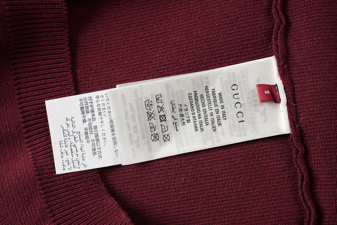 260616 High-quality new jacquard letter logo collar knitted T-shirt  以上翻译结果来自有道AI翻译标准模型· 通用场景
