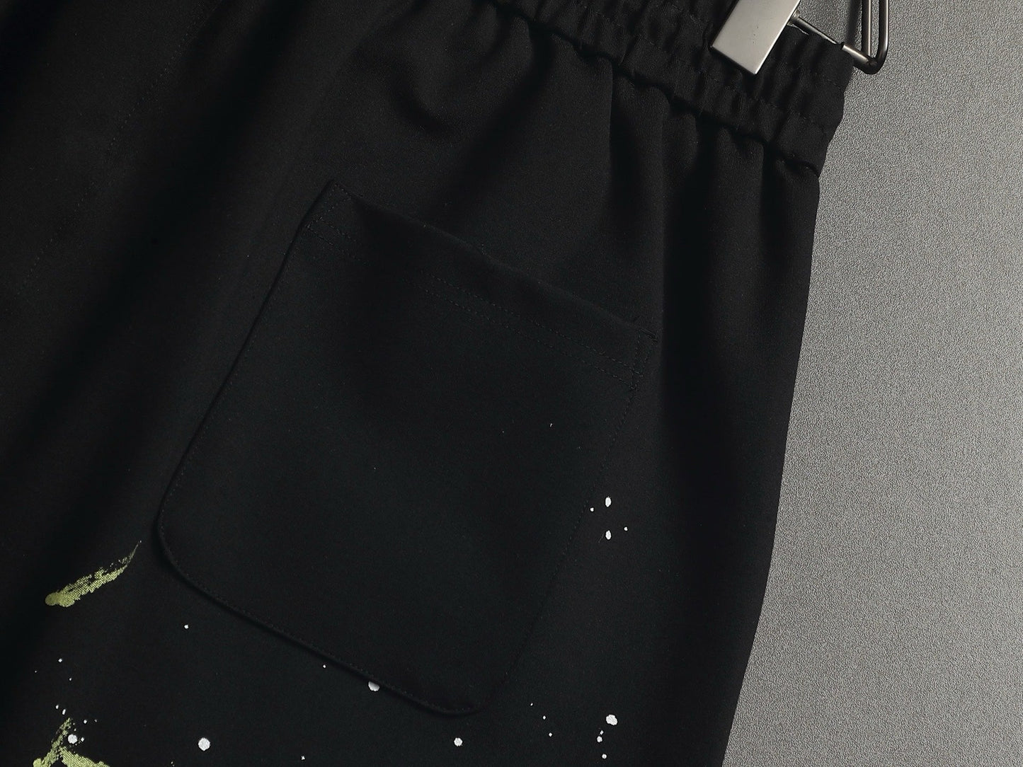 260616 High-quality new design, irregular hand-drawn shorts