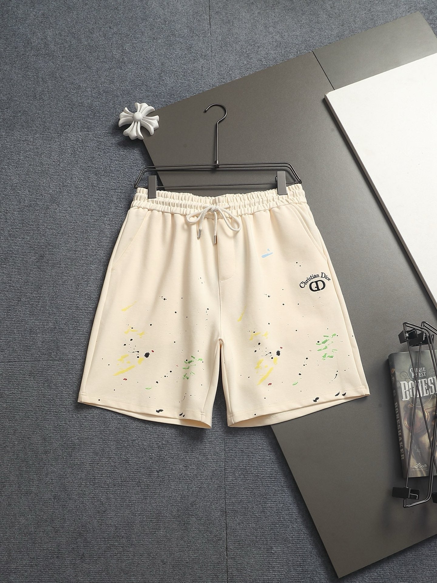 260616 High-quality new design, irregular hand-drawn shorts