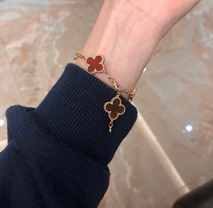 260616 Classic Five-Flower Bracelet