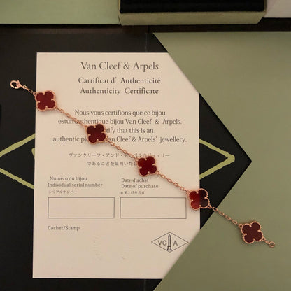 260616 Classic Five-Flower Bracelet