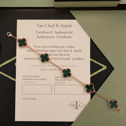 260616 Classic Five-Flower Bracelet