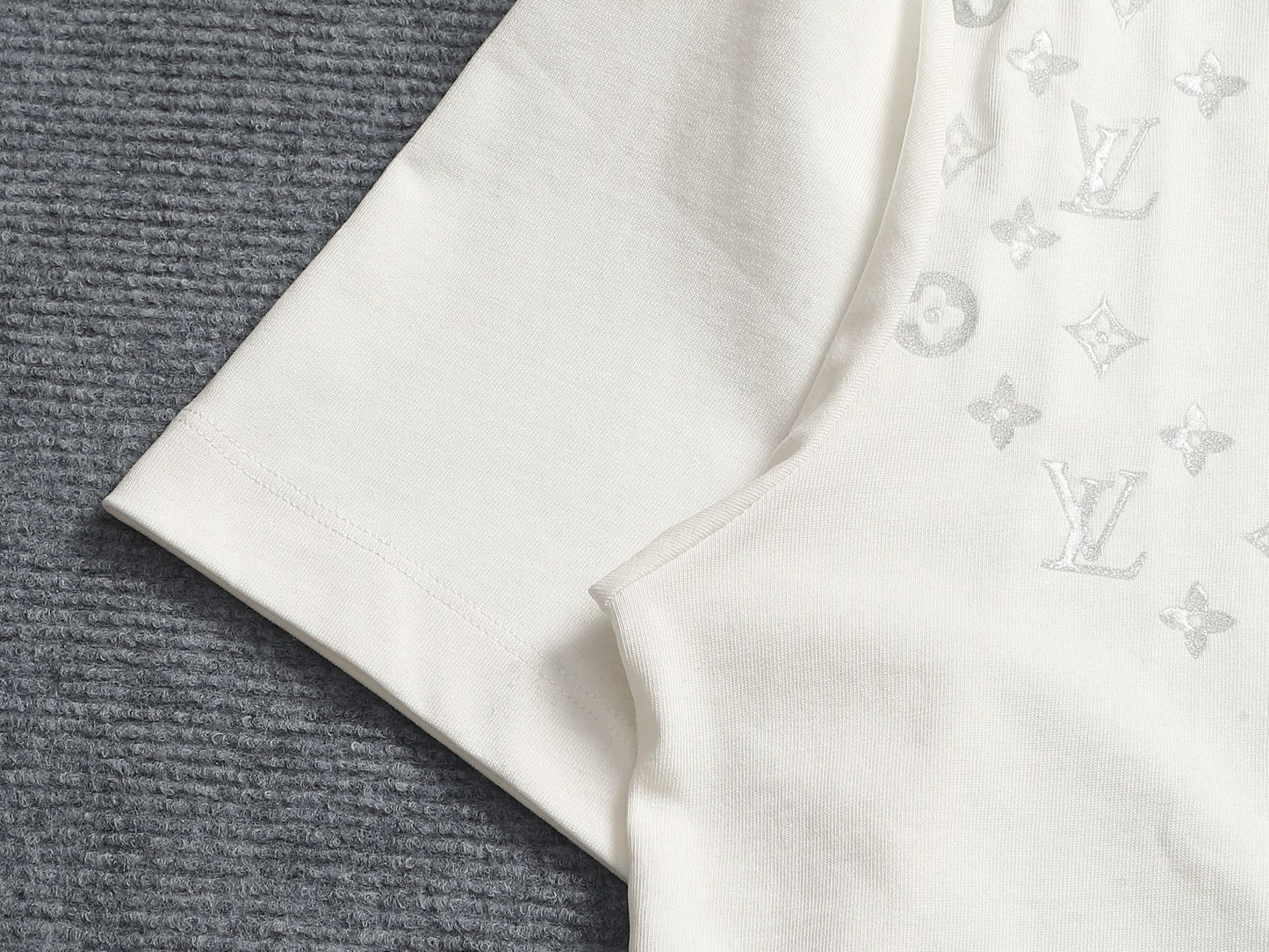 260624 High-quality new three-dimensional craftsmanship T-shirt