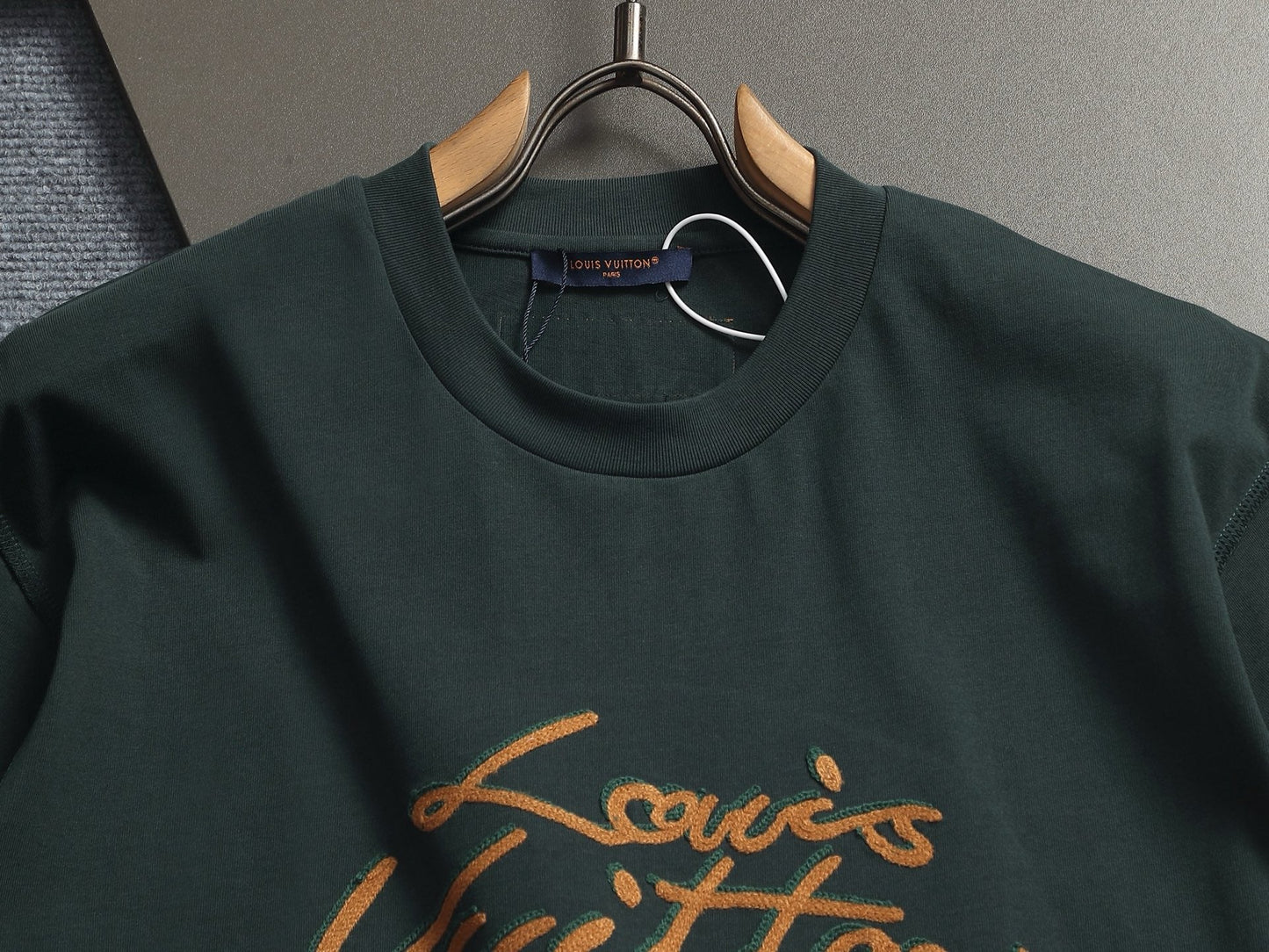 260624 High-quality new multi-needle embroidery technology LOGO T-shirt