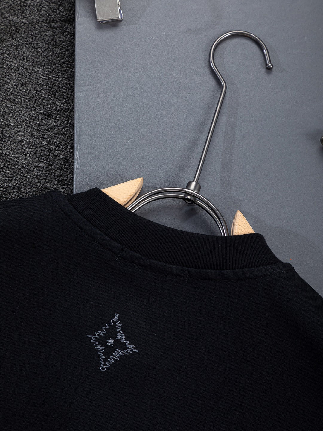 260624 High-quality new front-back color-blocked yarn-knitted T-shirt