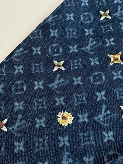 260624 High-quality new full-embroidered daisy-patterned denim pants