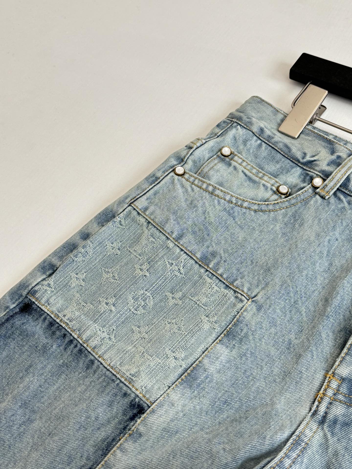 260624 High-quality new design-style denim pants with patchwork construction