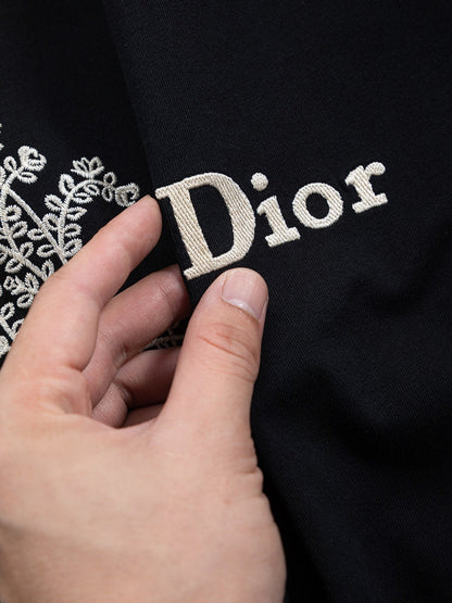 260701 High-quality new embroidered thorn design T-shirt
