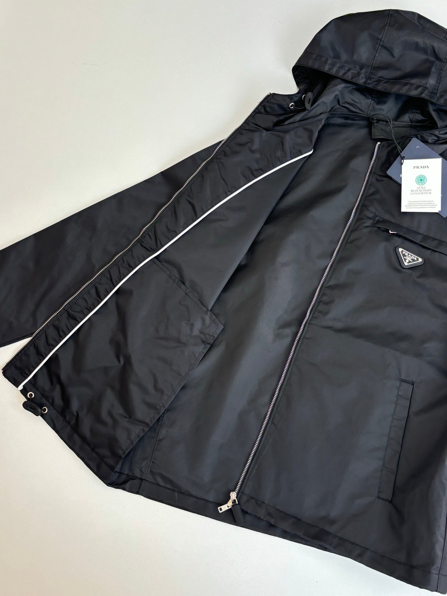 260701 High-quality new triangular logo woven long-sleeved hooded coat