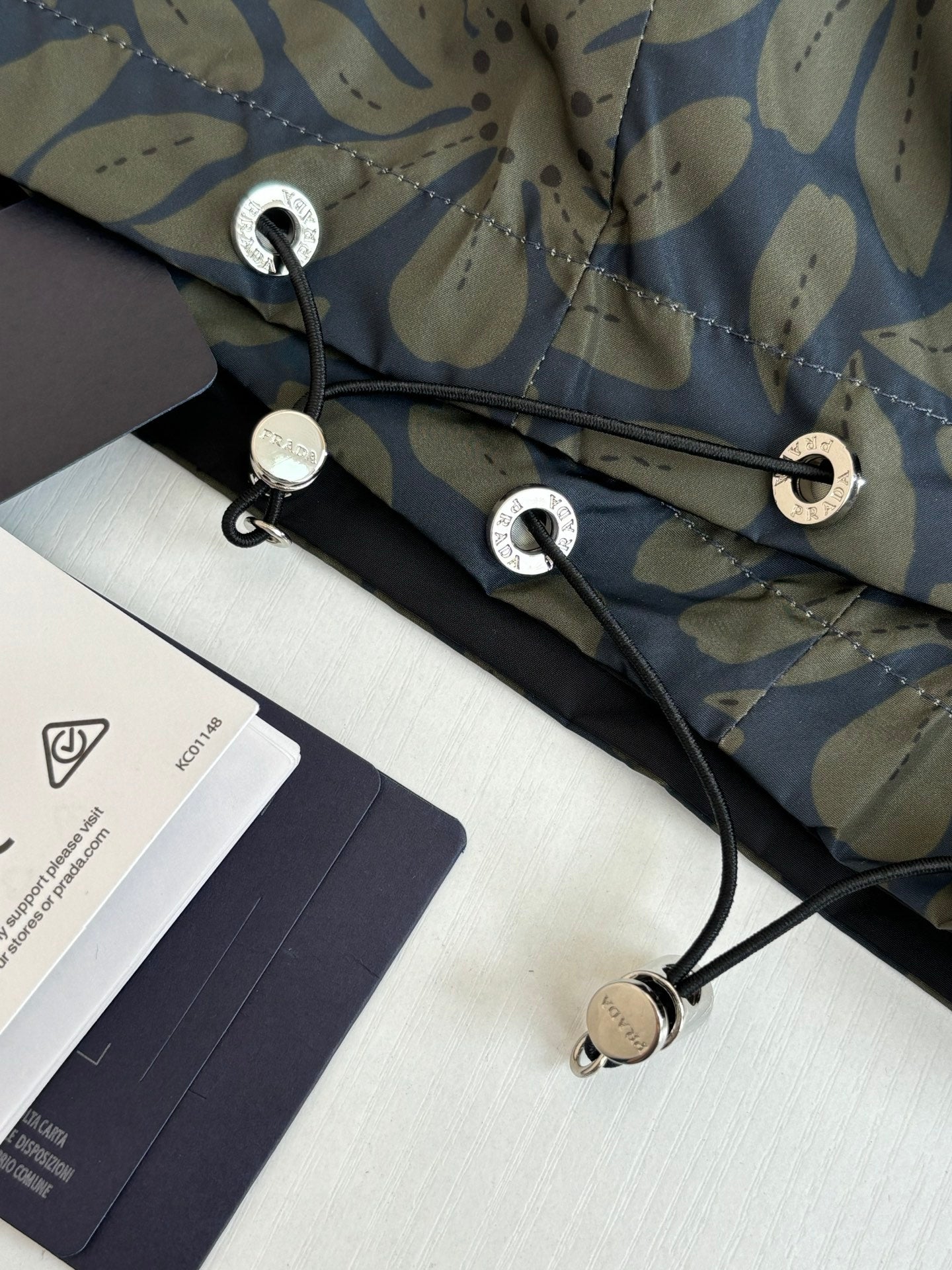 260701 High-quality new floral-print double-sided hooded windproof jacket with sleeves