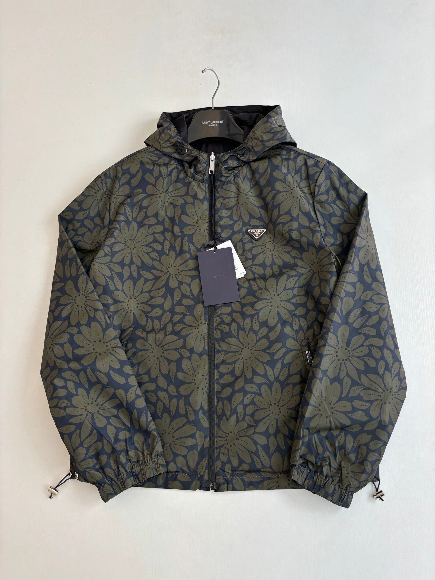 260701 High-quality new floral-print double-sided hooded windproof jacket with sleeves