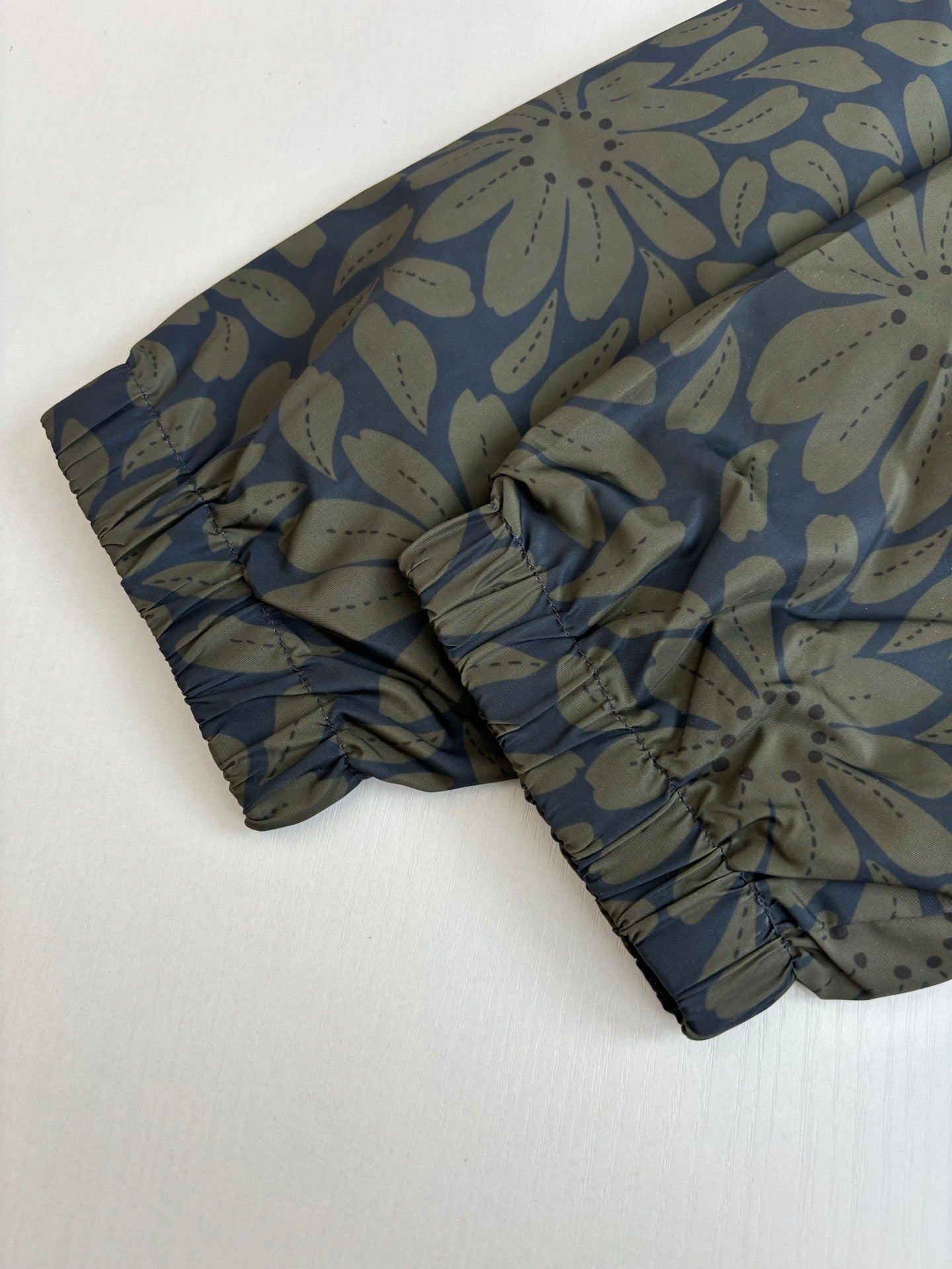 260701 High-quality new floral-print double-sided hooded windproof jacket with sleeves