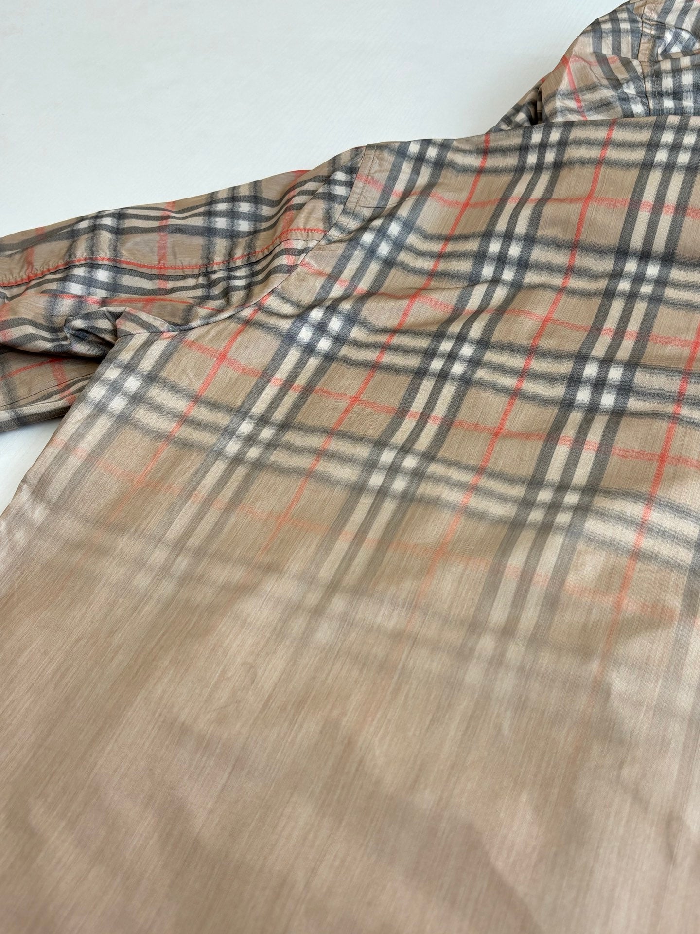 260701 High-quality new gradient pattern hooded windproof jacket