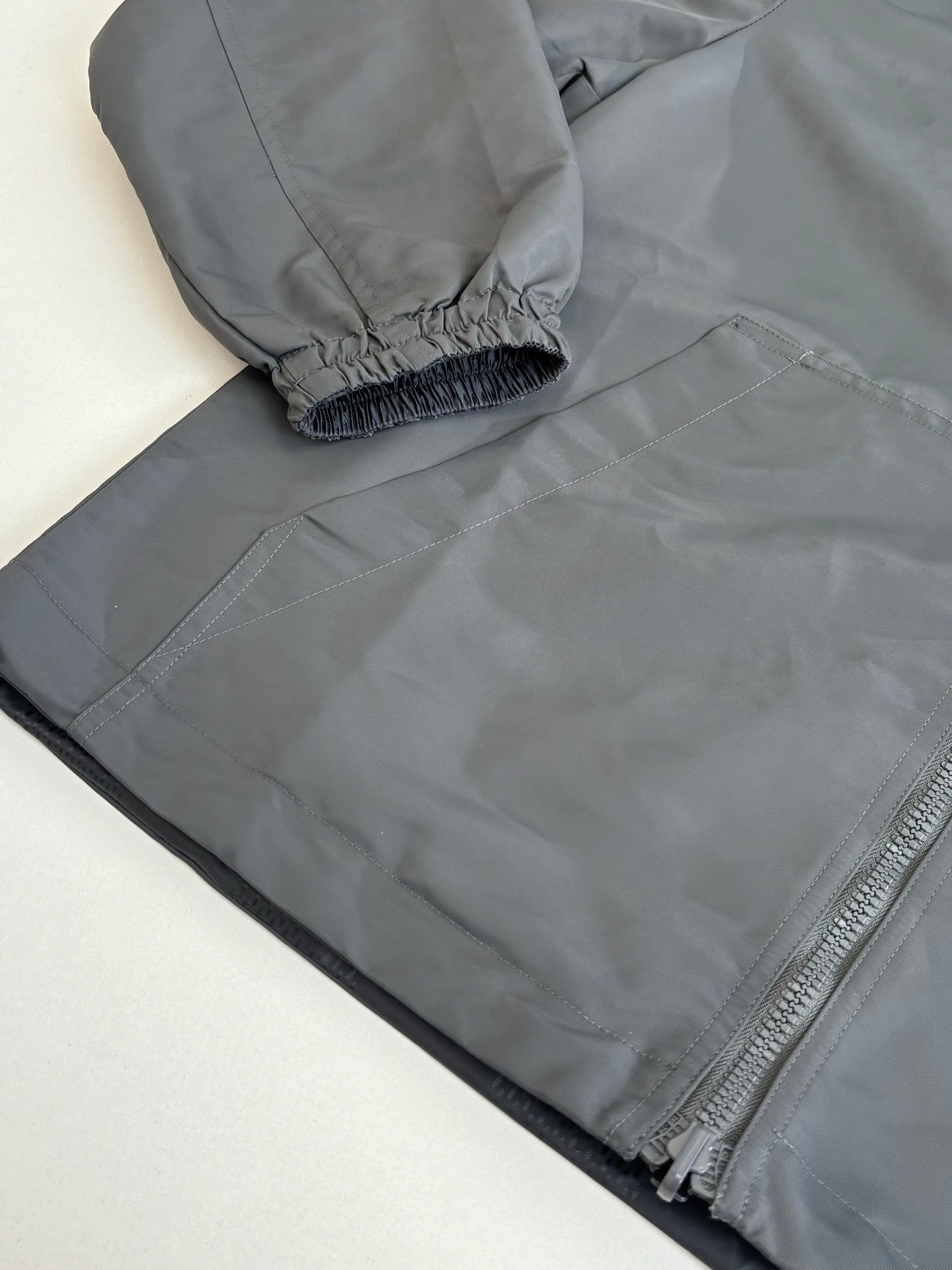 260701 High-quality new model cement gray double-sided windproof leather label checkered jacquard zipper jacket coat