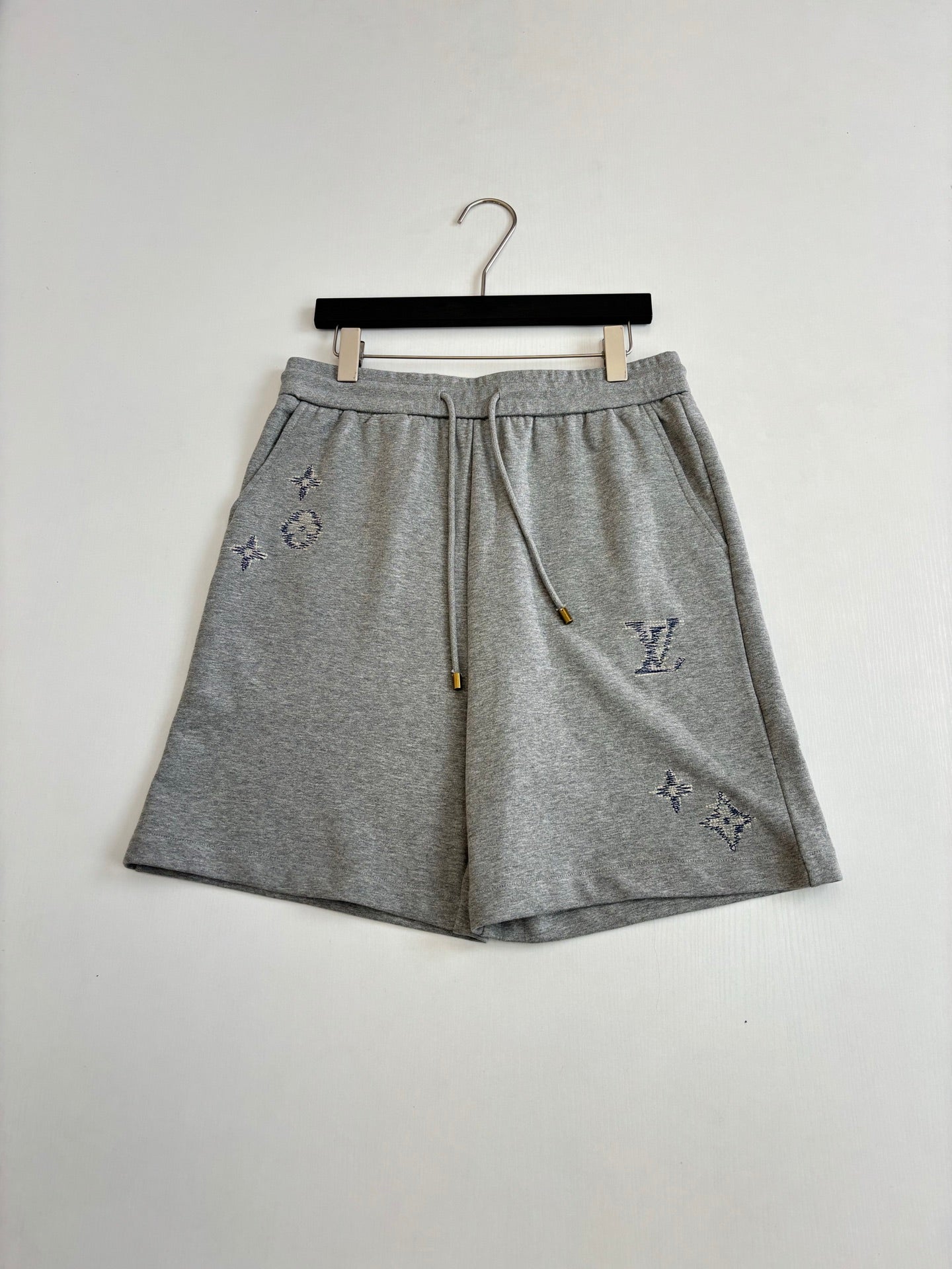 260701 High-quality new embroidered knitted short set