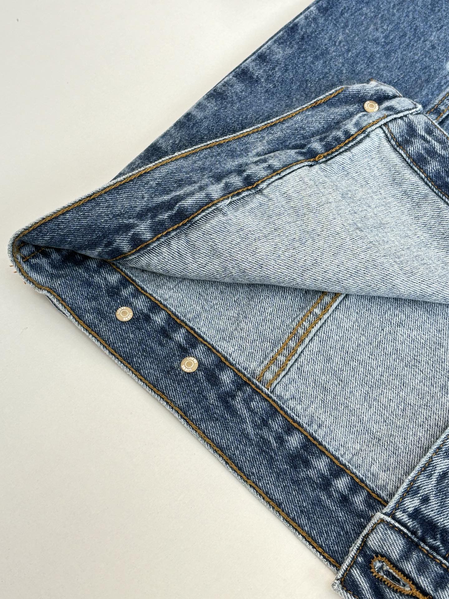 260701 High-quality new embroidered washed-aged denim jacket set