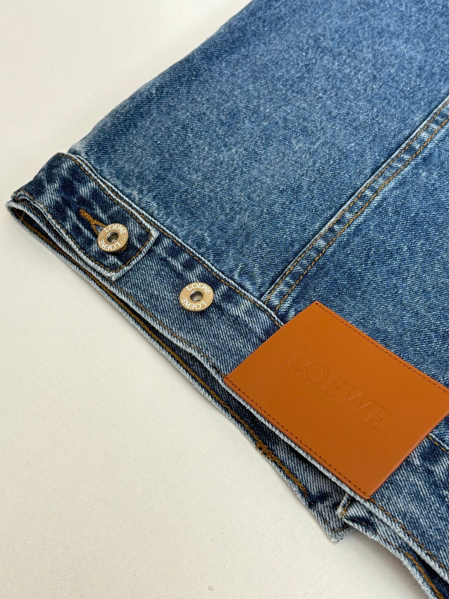 260701 High-quality new embroidered washed-aged denim jacket set