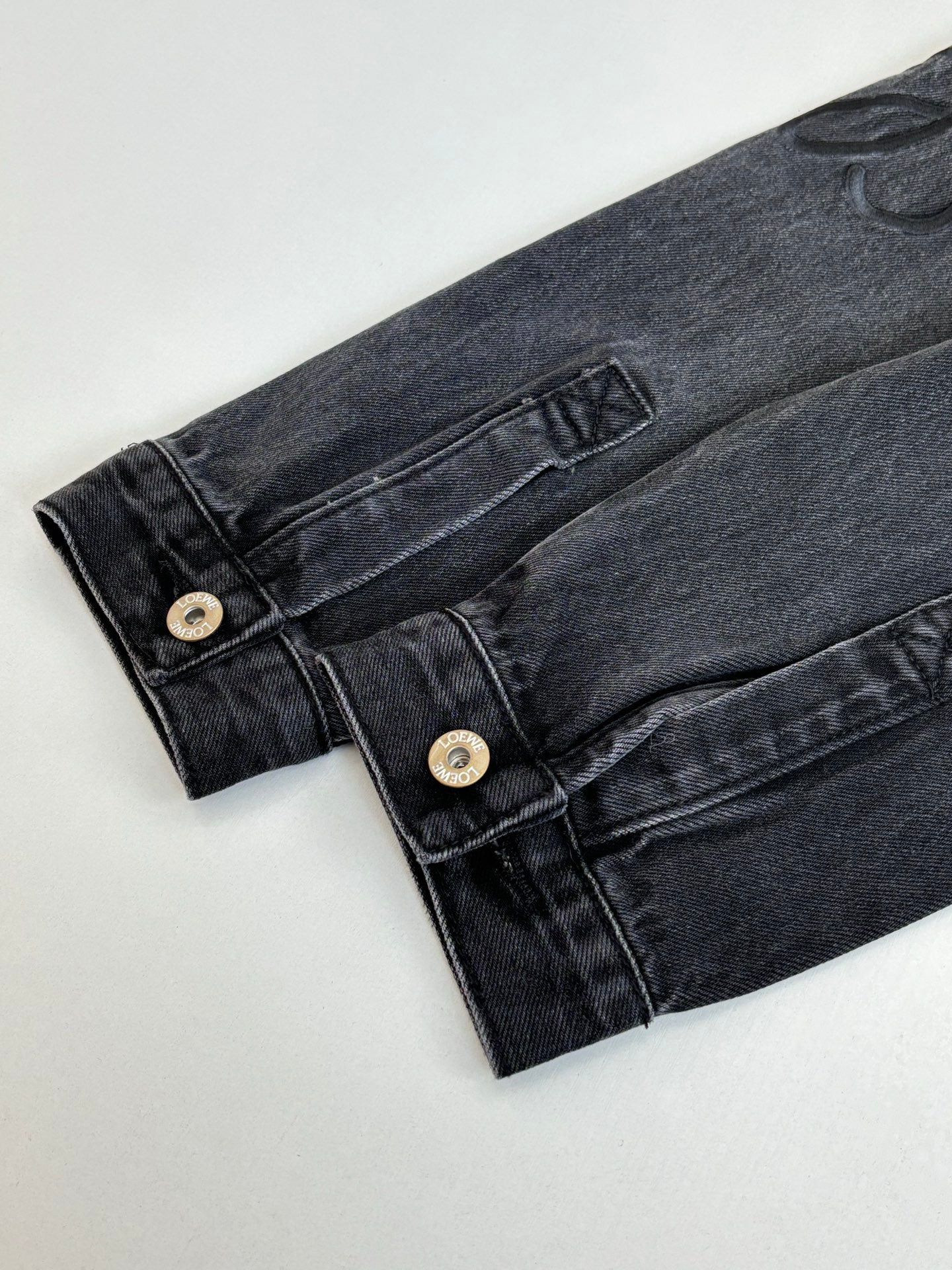 260701 High-quality new embroidered washed-aged denim jacket set
