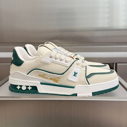 260724 New high-quality custom-made sports casual sneakers in a new color scheme