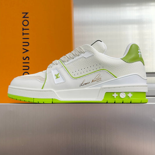 260724 New high-quality custom-made sports casual sneakers in a new color scheme
